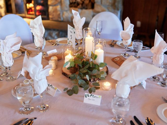 Marie-Pier and Khaly&apos;s wedding in Mont-Tremblant, Quebec 33