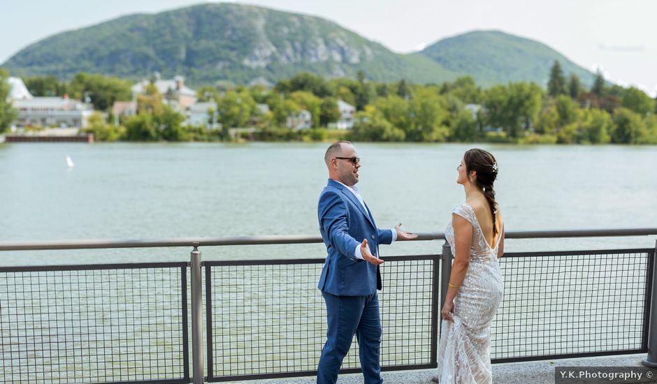 Anton and Katerina's wedding in Havre-aux-Maisons, Quebec