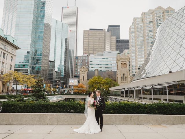 Andrew and Elise&apos;s wedding in Toronto, Ontario 28