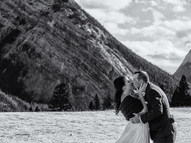 Terrance and Mackenzie&apos;s wedding in Banff, Alberta 44