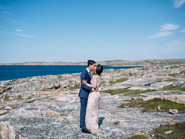 Chris and Irene&apos;s wedding in Fogo, Newfoundland and Labrador 15