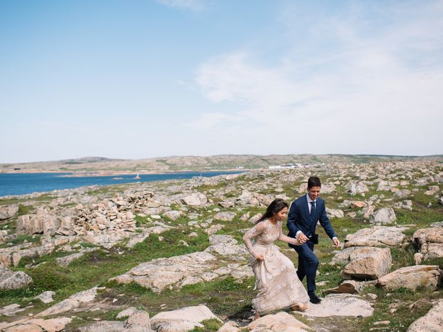 Chris and Irene&apos;s wedding in Fogo, Newfoundland and Labrador 25