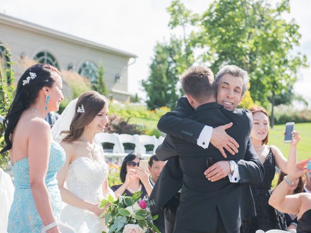 Jonathan and Izabela&apos;s wedding in Caledon, Ontario 9