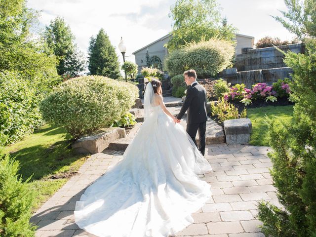 Jonathan and Izabela&apos;s wedding in Caledon, Ontario 16