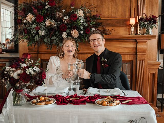 Mary-Jean and Kevin&apos;s wedding in Calgary, Alberta 76