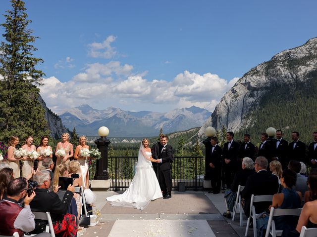 Alisa and Kevin&apos;s wedding in Banff, Alberta 41