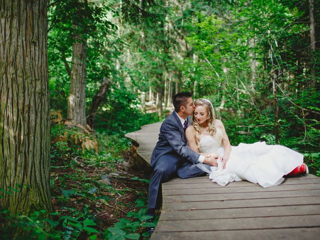 Devon and Natalia&apos;s wedding in Kelowna, British Columbia 17