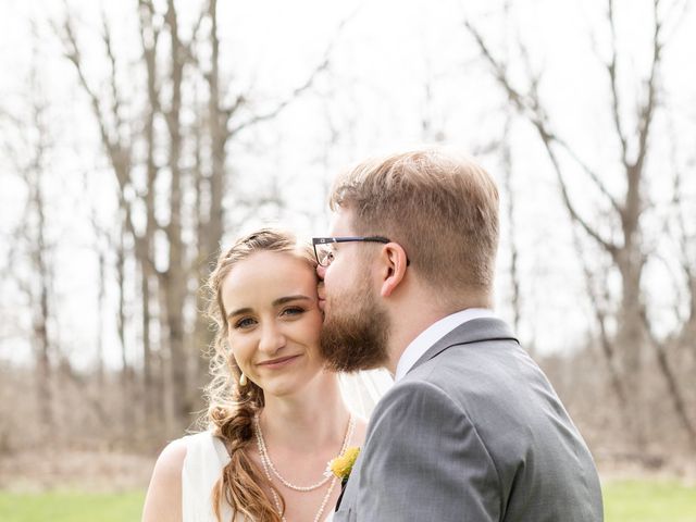 Deven and Jenna&apos;s wedding in Thorndale, Ontario 8