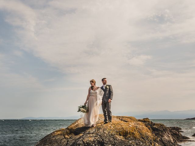 Chad and Taryn's wedding in Victoria, British Columbia 16
