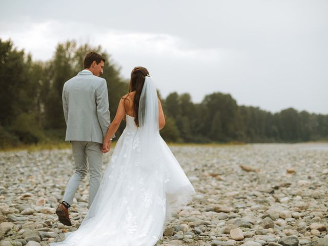 Ethan and Kaitlyn 's wedding in Chilliwack, British Columbia 7