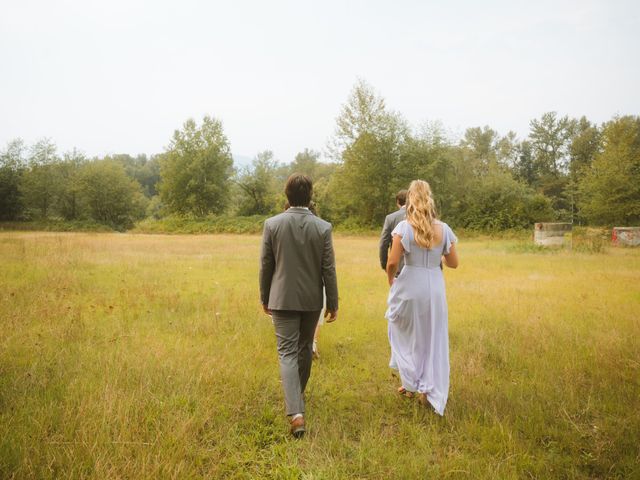 Ethan and Kaitlyn 's wedding in Chilliwack, British Columbia 9