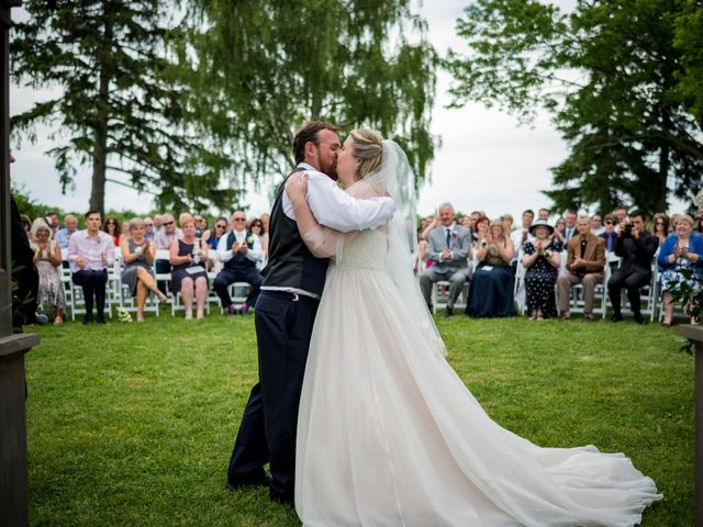 Matt and Kristin&apos;s wedding in Hamilton, Ontario 11