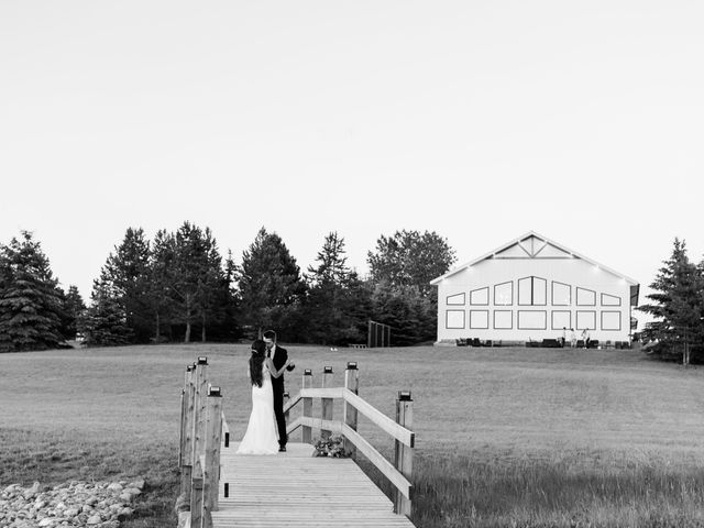 Connor and Hannah&apos;s wedding in Lacombe County, Alberta 288