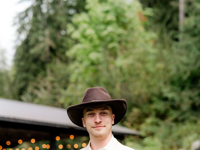 Ethan and Destinee's wedding in Maple Ridge, British Columbia 13