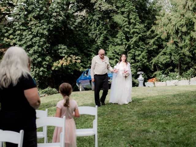 Ethan and Destinee's wedding in Maple Ridge, British Columbia 24