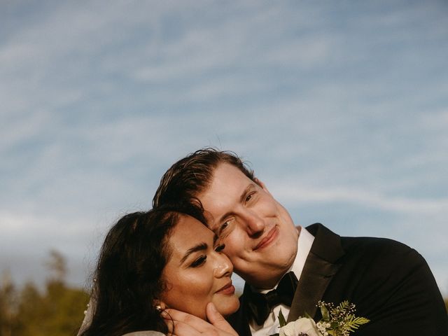 Jordan and Alma&apos;s wedding in Tofino, British Columbia 71