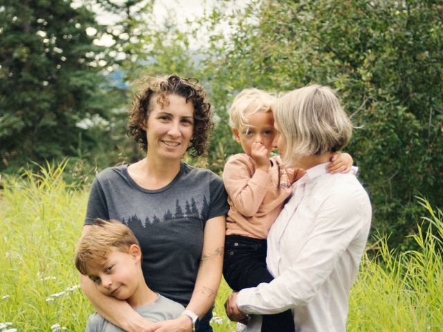 Gunnar and Sarah&apos;s wedding in Atlin, British Columbia 16