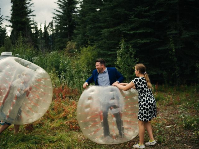 Gunnar and Sarah&apos;s wedding in Atlin, British Columbia 18