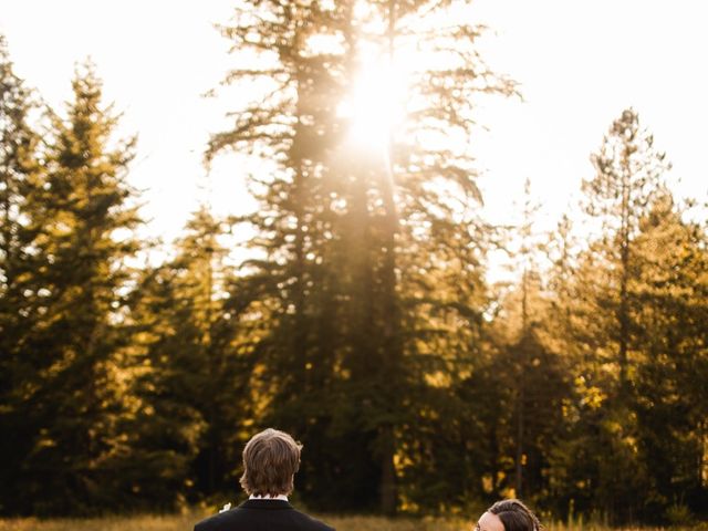 Devon and Hayley&apos;s wedding in Chilliwack, British Columbia 13