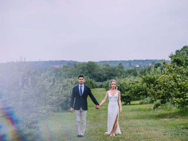 Alex and Taylor&apos;s wedding in Meaford, Ontario 39