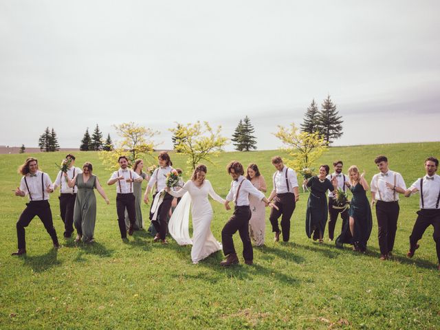 Timothy and Bryn&apos;s wedding in Windsor, Ontario 4