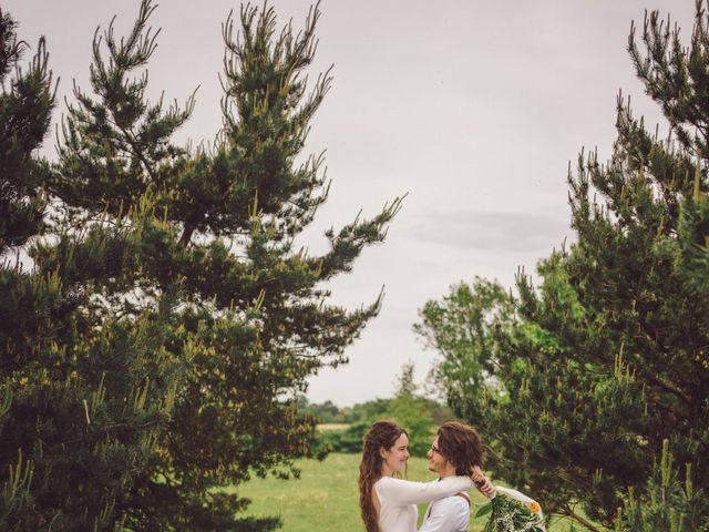 Timothy and Bryn&apos;s wedding in Windsor, Ontario 6