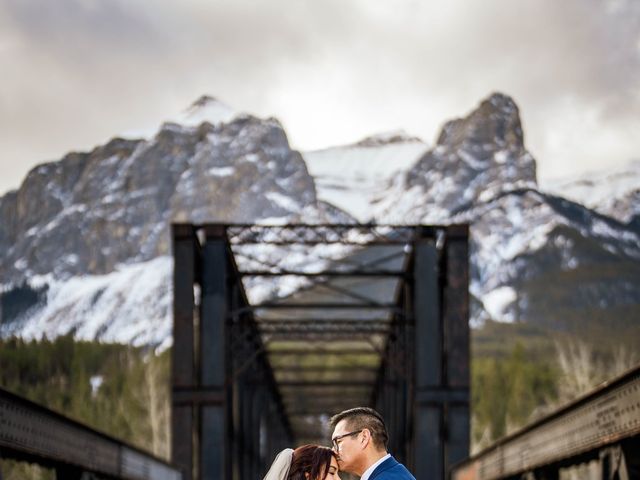 Tamara and Troy&apos;s wedding in Canmore, Alberta 16