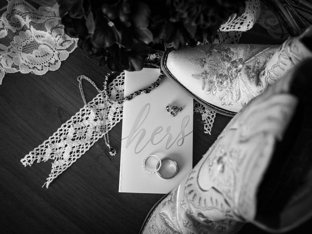 Andrew and Billie's wedding in Huntsville, Ontario 6