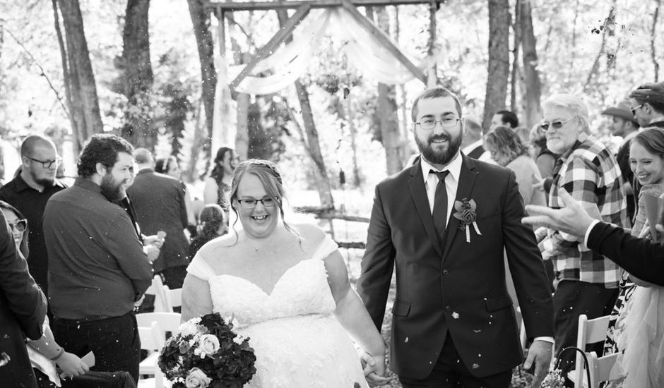 Andrew and Billie's wedding in Huntsville, Ontario
