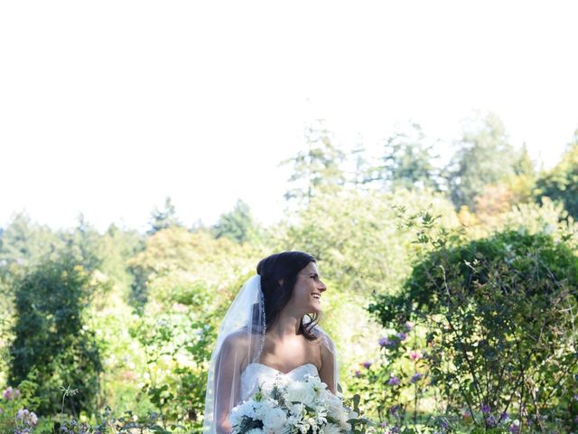 Kevin and Shaina&apos;s wedding in Victoria, British Columbia 31
