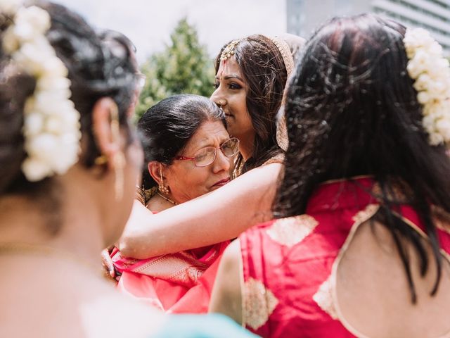 Amit and Dipti&apos;s wedding in Toronto, Ontario 23