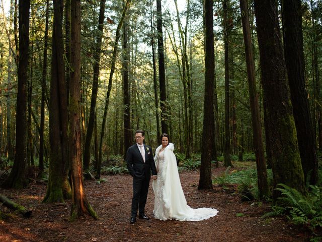 Sean and Sarah&apos;s wedding in Chilliwack, British Columbia 23