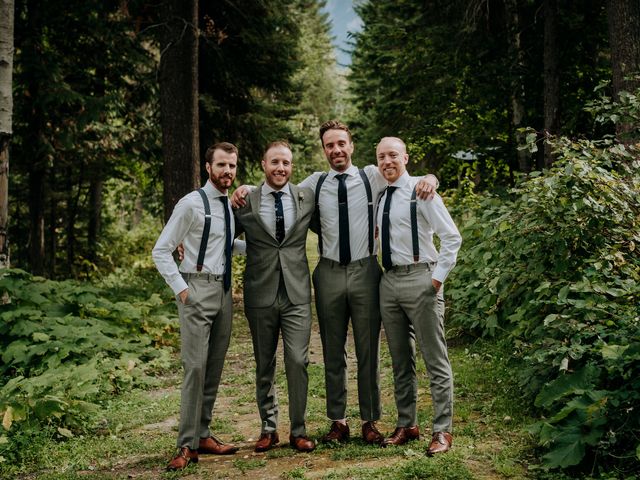 Derrick and Chelsea's wedding in Golden, British Columbia 12