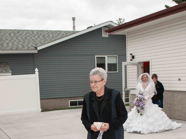 Ian and Maureen&apos;s wedding in Sherwood Park, Alberta 8
