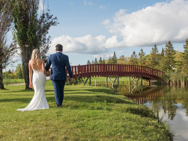 Kiersten and Court&apos;s wedding in St Andrews, Manitoba 10