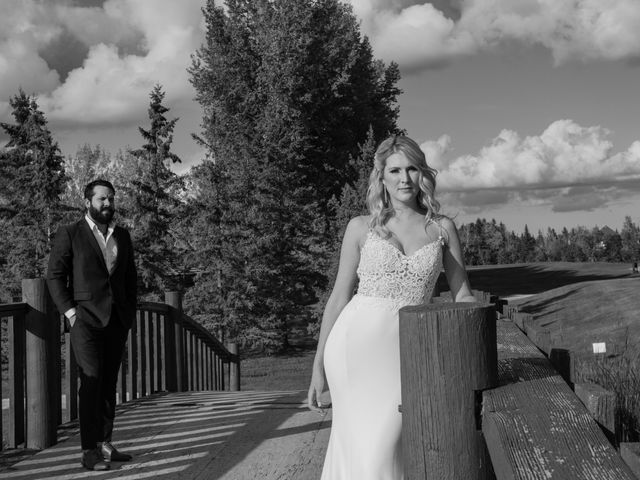 Kiersten and Court&apos;s wedding in St Andrews, Manitoba 16