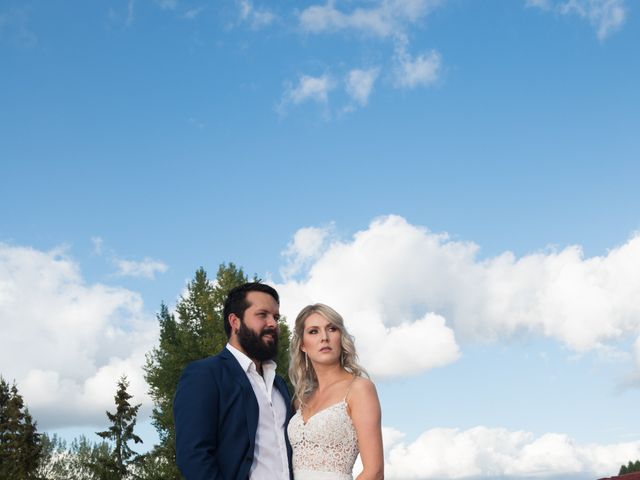 Kiersten and Court&apos;s wedding in St Andrews, Manitoba 20