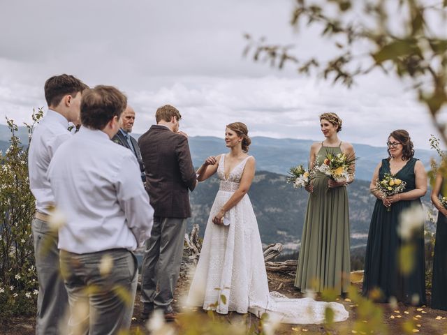 Carolyn and Benjamin&apos;s wedding in Kelowna, British Columbia 13