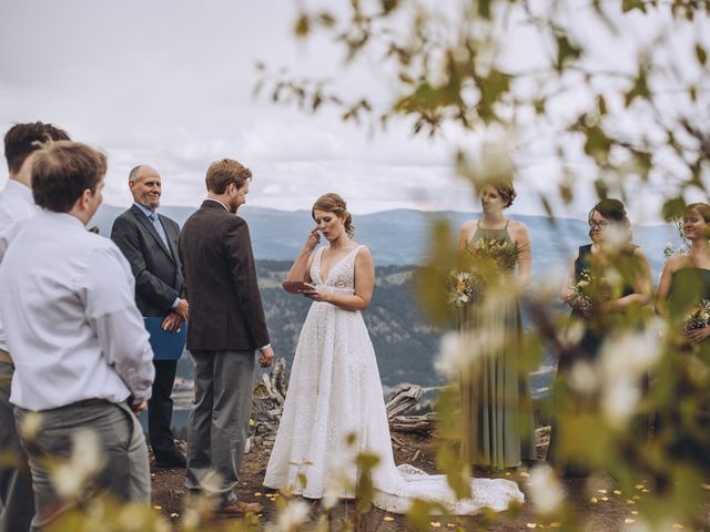 Carolyn and Benjamin&apos;s wedding in Kelowna, British Columbia 14