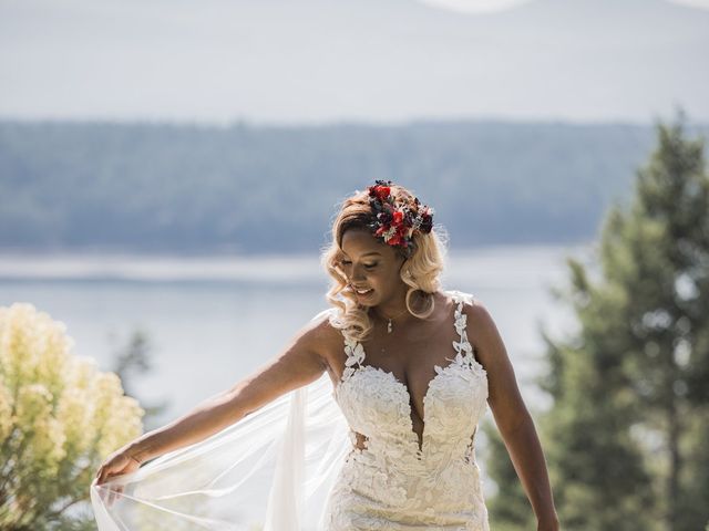 Jan and Kanika&apos;s wedding in Galiano, British Columbia 37