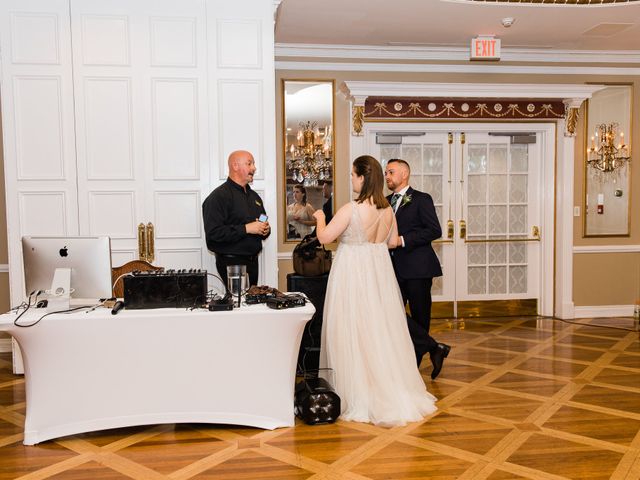 Michael Pereira  and Kelly Pereira&apos;s wedding in Niagara on the Lake, Ontario 13