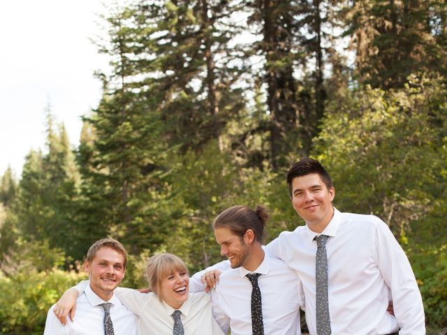 Justin and Mackenzie&apos;s wedding in Golden, British Columbia 49