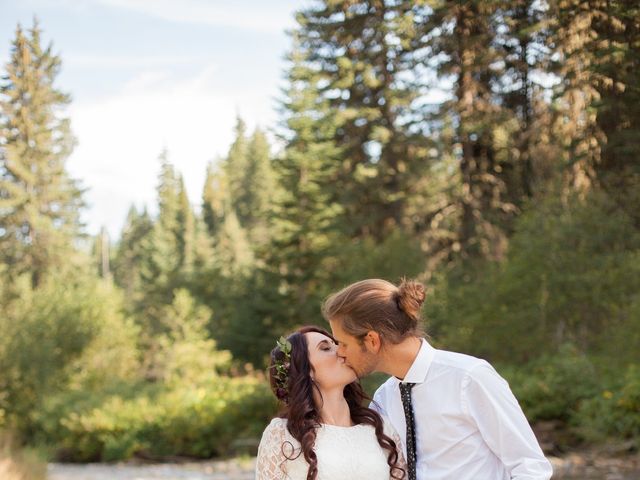 Justin and Mackenzie's wedding in Golden, British Columbia 59