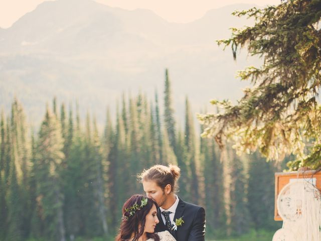 Justin and Mackenzie&apos;s wedding in Golden, British Columbia 61