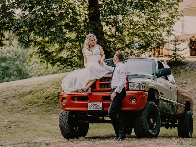 Tristan and Katie&apos;s wedding in Cowichan Bay, British Columbia 26