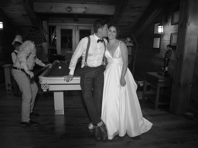 Alejandro and Jessica&apos;s wedding in McKellar, Ontario 30