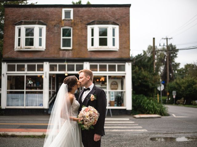 Jordan and Sarah&apos;s wedding in Abbotsford, British Columbia 10