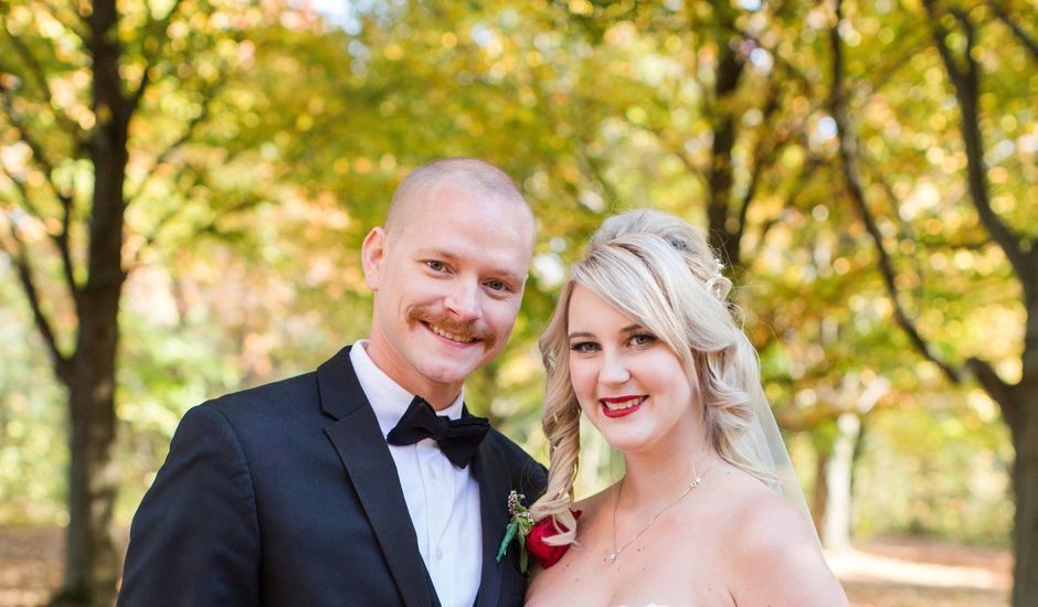 Jesse and Christine's wedding in Edwards, Ontario