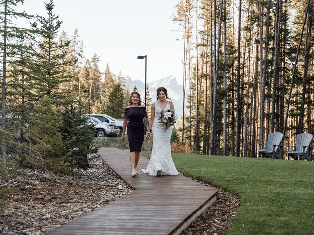 Katie and Ben&apos;s wedding in Canmore, Alberta 32