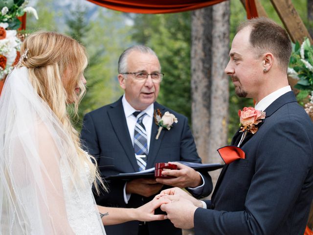 Kyle and Chelsea&apos;s wedding in Canmore, Alberta 37